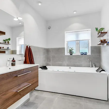 Beautiful Home In Blavand With Sauna *